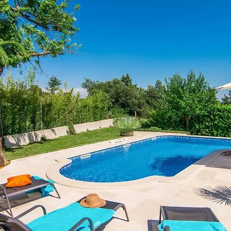 فيلة Benina - Best Vacation Choice! Žminj