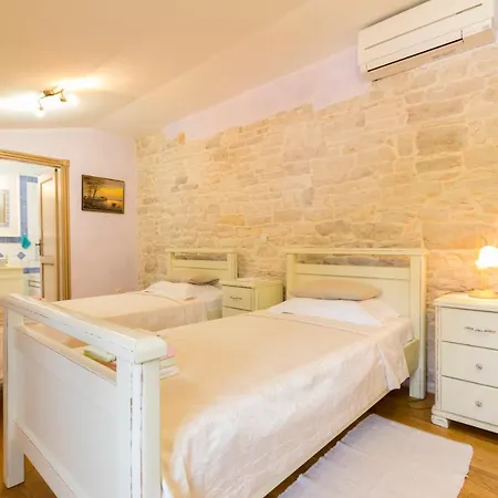 Benina - Best Vacation Choice! فيلة